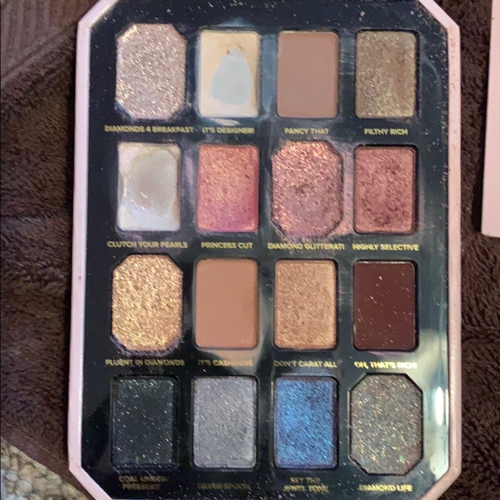 Too faced used pallette - Picture 3 of 3